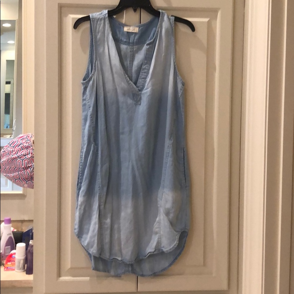 Bella dahl size medium